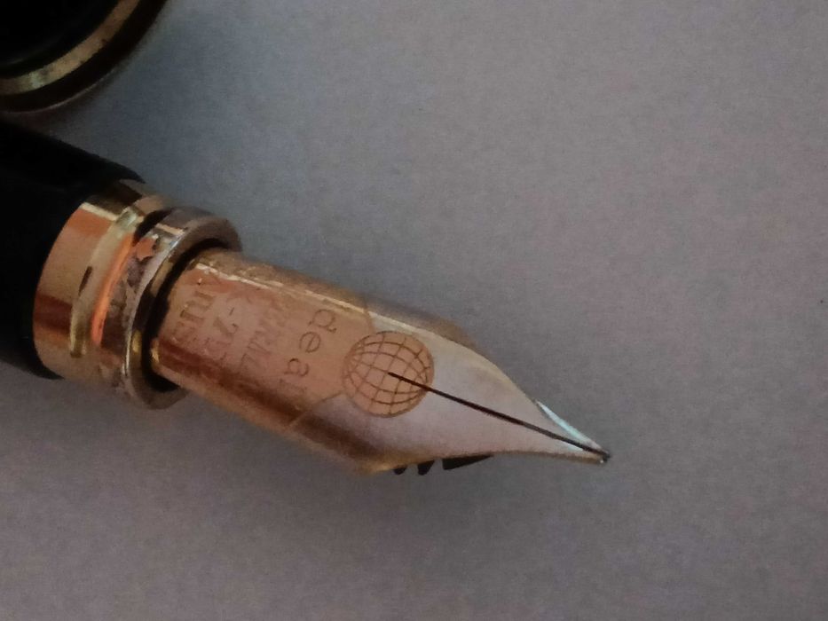 Caneta waterman Le Man 100 aparo ouro