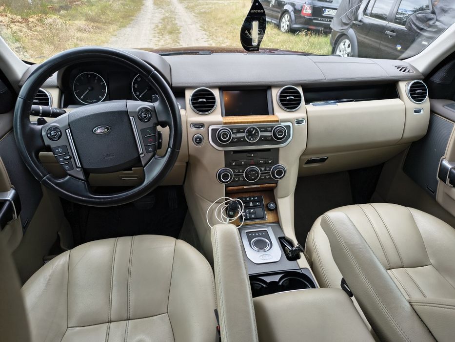 Бампер LR4 Discovery L319 розборка шрот ленд ровер 3.0 AJ126 306PS