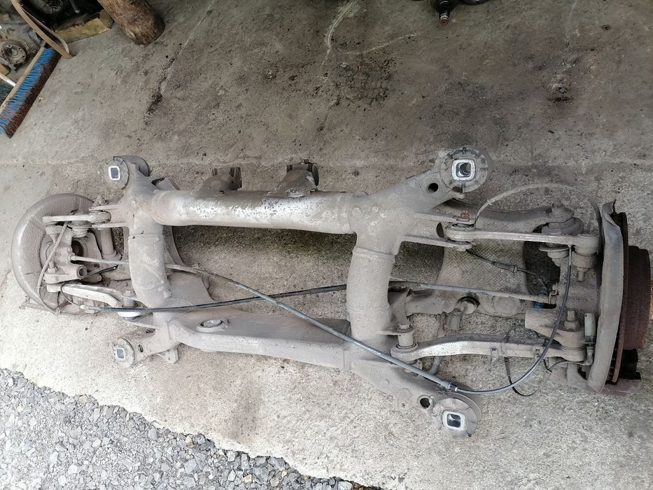 Sanki wahacze zawieszenie tył bmw e60