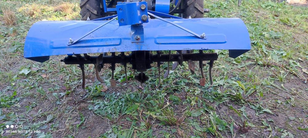 Продам трактор dw