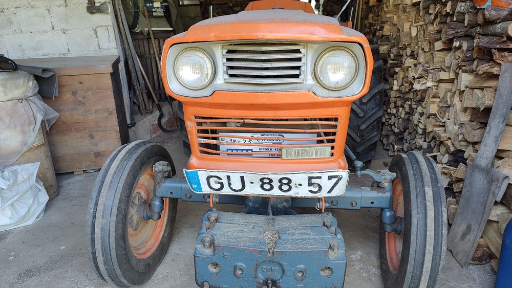Trator Kubota L285 (31 cv) – 2WD –  Pneus novos – Isento de Arco