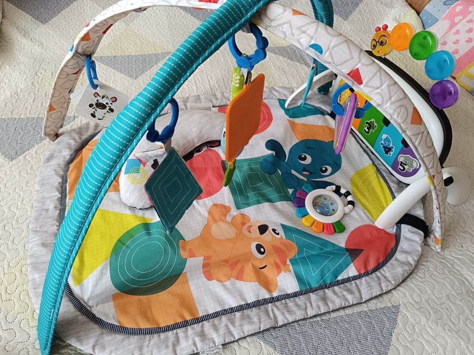 Розвиваючий коврек Baby einstein