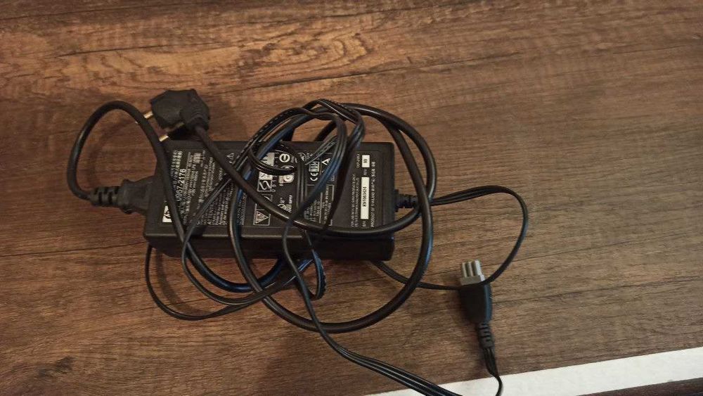 Блок живлення ноутбука  HP c8246a  ultraslim adapter.
