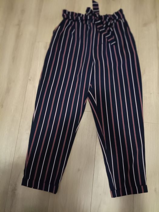 Eleganckie spodnie w paski
