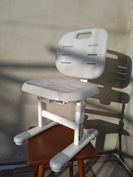 Дитячий стілець FunDesk стільчик зростаючий 3-12 років