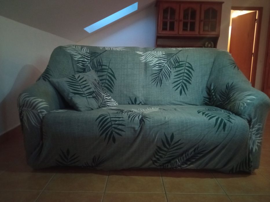 Sofá 2 lugares com capa incluída