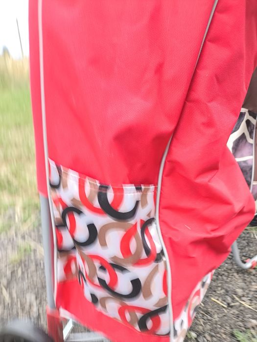 Wózki zakupowe materiałowe