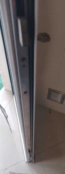 Porta Alumínio com Fechadura