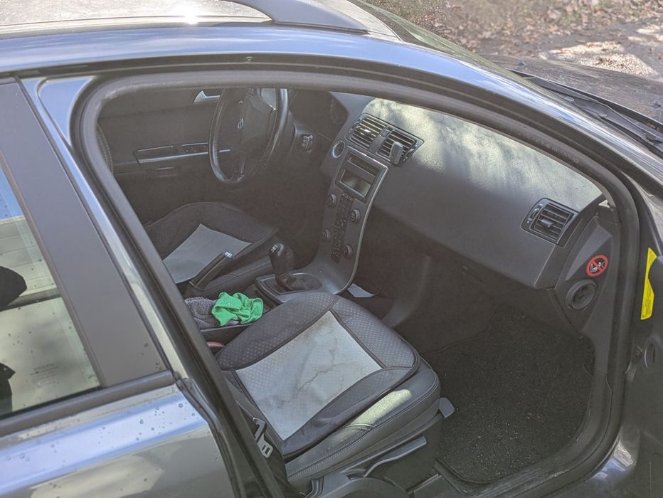 Volvo v50 1.6 (2006)