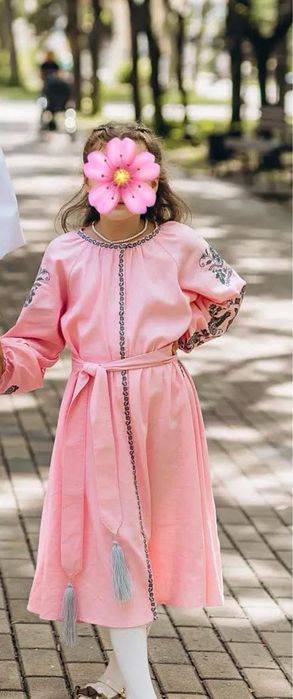 Вишиванка на дівчинку