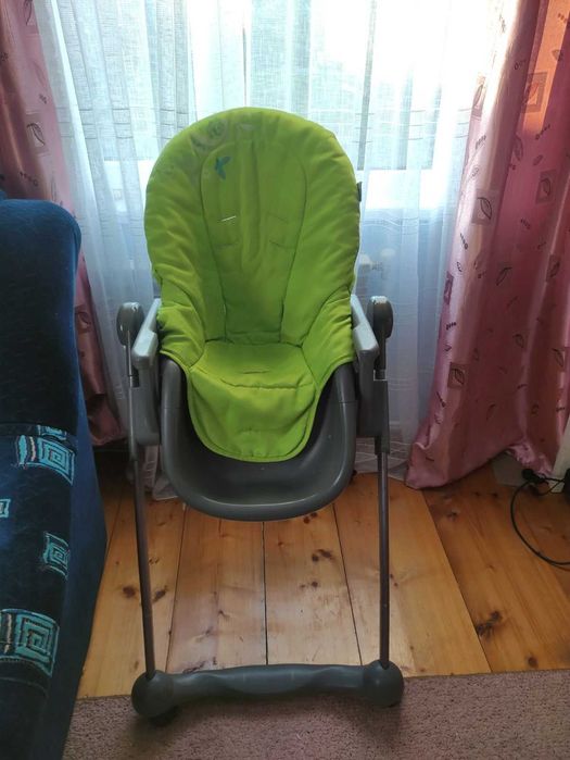 Крісло для годування