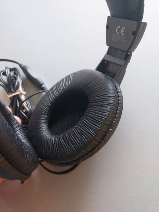 Słuchawki z mikrofonem Base Tech TW-260A