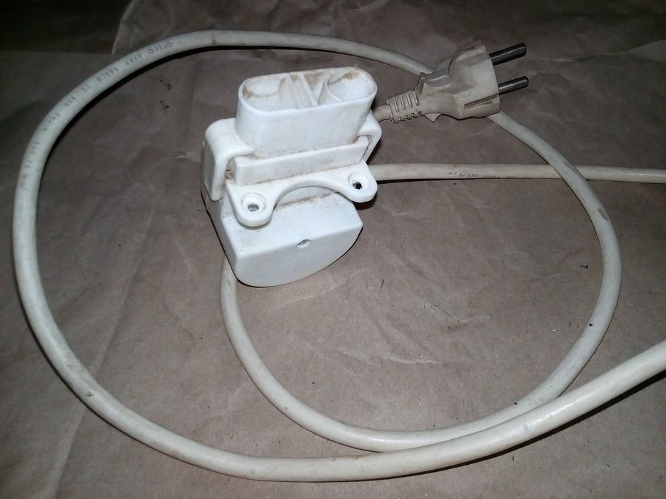 сетевой кабель (удлинитель) на гладильную доску