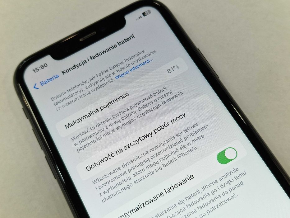 Iphone 11 128GB/ Black/ Grade A-/ Bat ~~82%/ Gwarancja + ładowarka