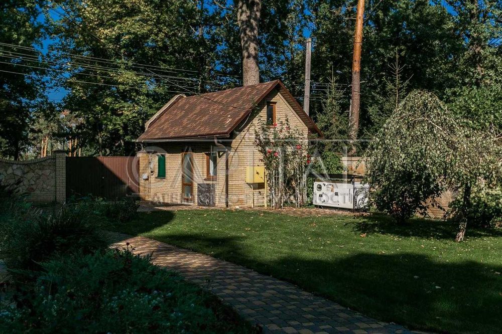 Аренда большого автономного дома в Буче, газ, генератор, теплый басейн