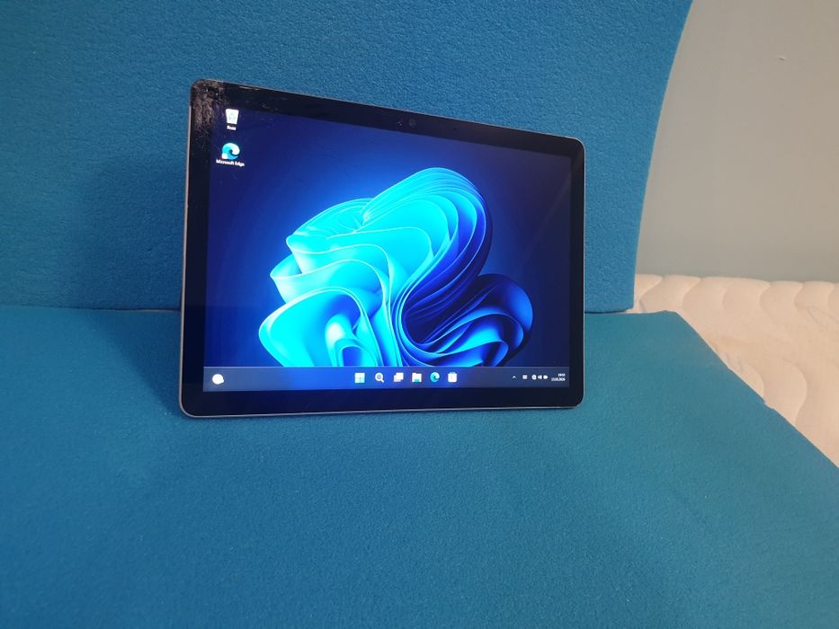 Microsoft Surface GO3 . Procesor 10100Y/8Gb/128Gb/10" SIM LTE