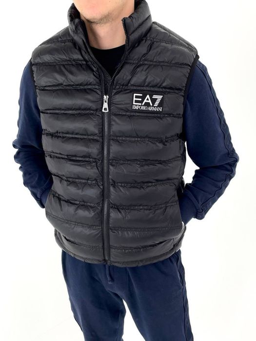 Emporio Armani/жилетка/EA7/безрукавка/весна/Олдмані