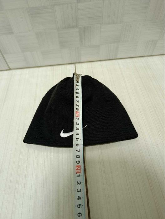 Шапка Nike Team Performance Beanie черная