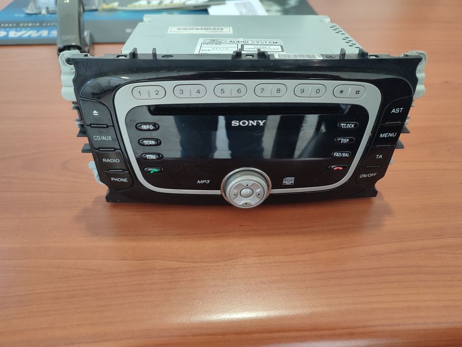 Rádio Ford titanium