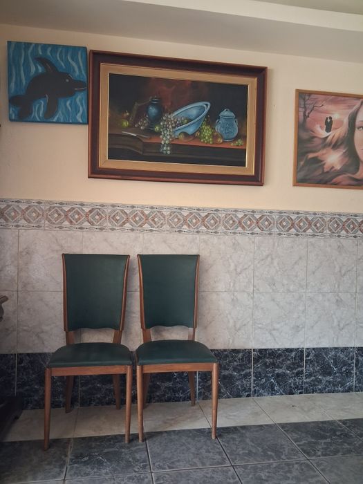 6 cadeiras em pele para sala ou cozinha.