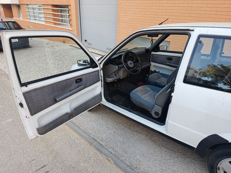 VENDA URGENTE: Fiat Cinquecento 0.9 i.e. (1994) + Lote de Material Novo – 500€