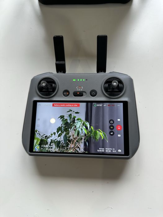 DJI Mini 4 Pro Fly More combo bez aparatury