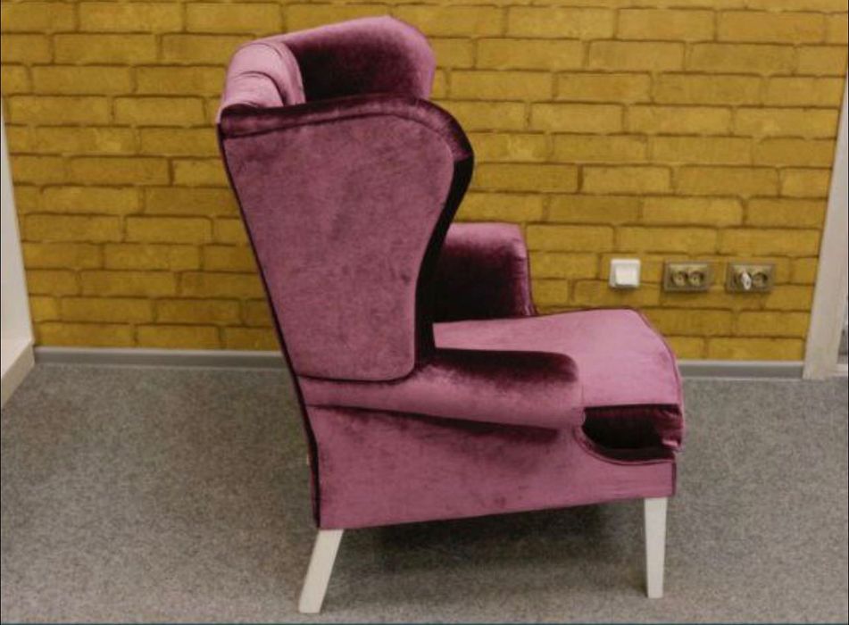 Красивые кресла для дома офиса или в шоурум