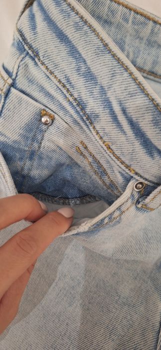 Zara jasne jeansy 36