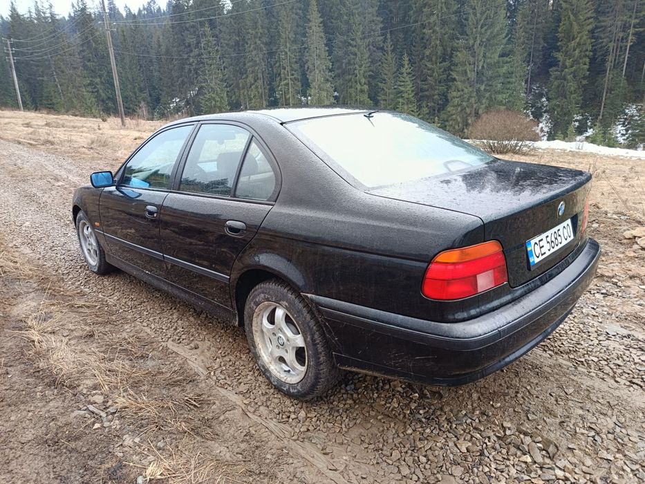 Продаю BMW e39 2.5 бензин