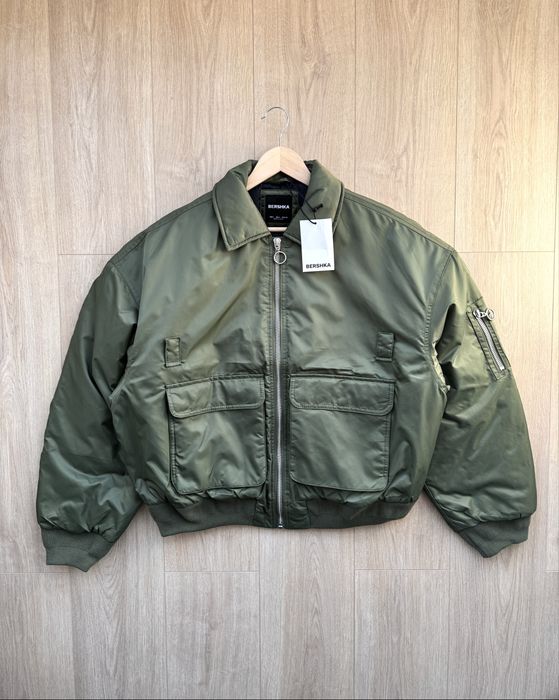 Куртка на Осінь BERSHKA Оригінал Чоловіча Ветровка Новая мужская Бомбер Bomber Jacket бершка