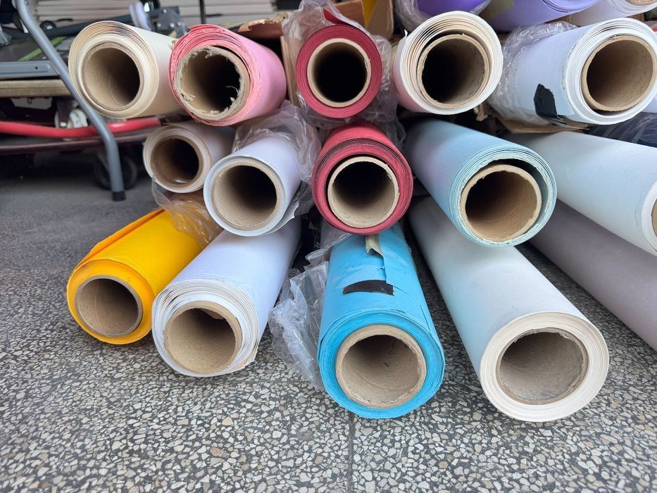 0Ciclorama fotográfico, papel, 2,72m largura - várias cores e comprimentos; usado mas em bom etado - 17pc.