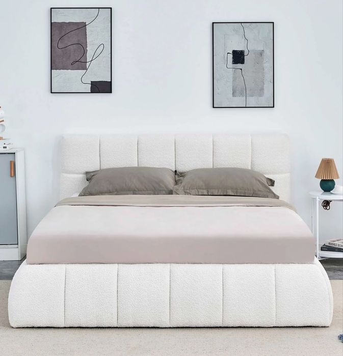 Cama alcochoada 160x200 com sommier