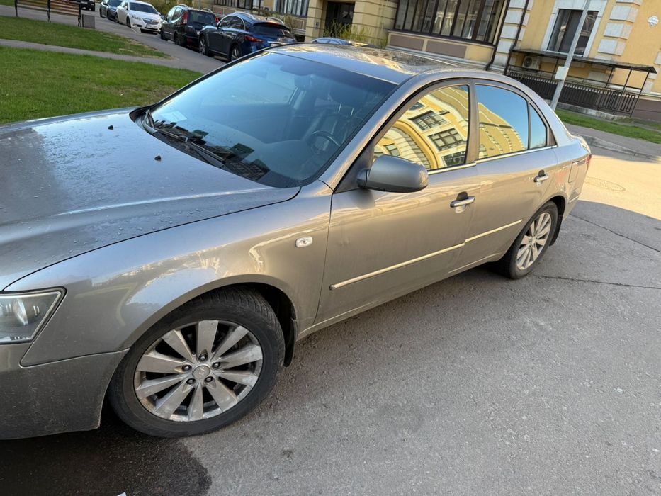 Hyundai sonata nf 2008