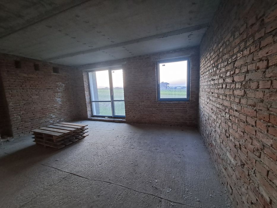 Продаж 3 пов. будинок-таунхаус, 2.3 сотки, 133 кв.м, Байківці