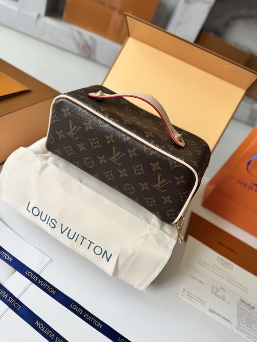 Косметичка Louis Vuitton жіноча, женская косметичка луи витон, купить косметичку