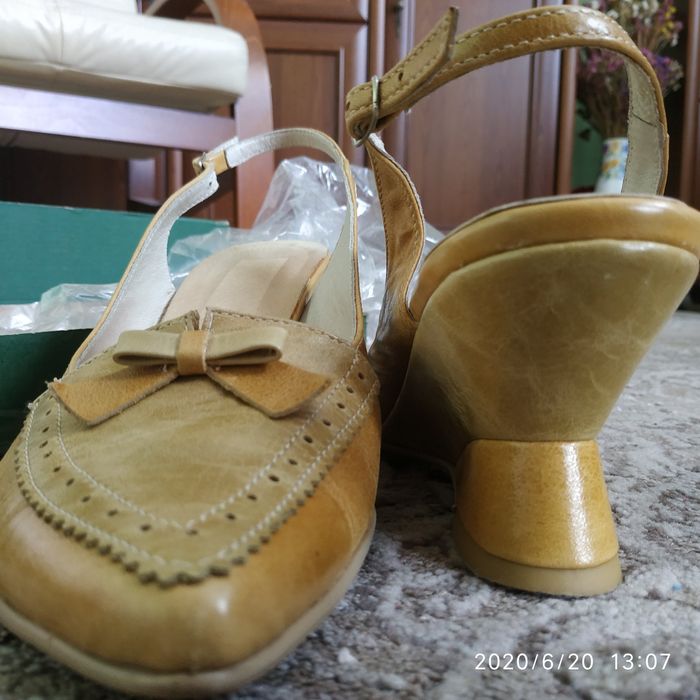 Skórzane eleganckie i oryginalne buty 2 razy założone