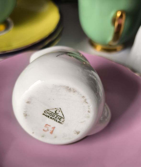 Mlecznik Chodzież piękna stara porcelana