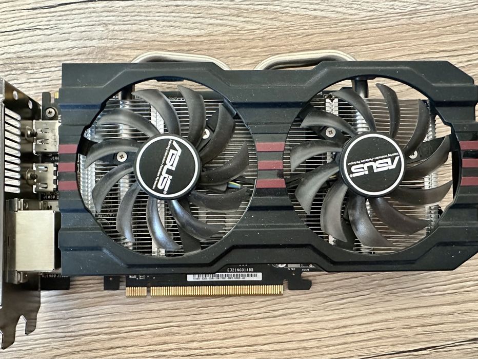 Asus R7 260X DC II 2gb
