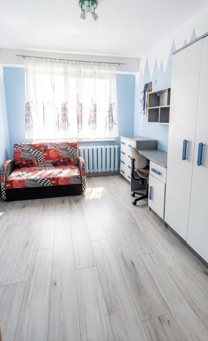 Sprzedam mieszkanie 82,7m2 - 4 pokoje - umeblowane