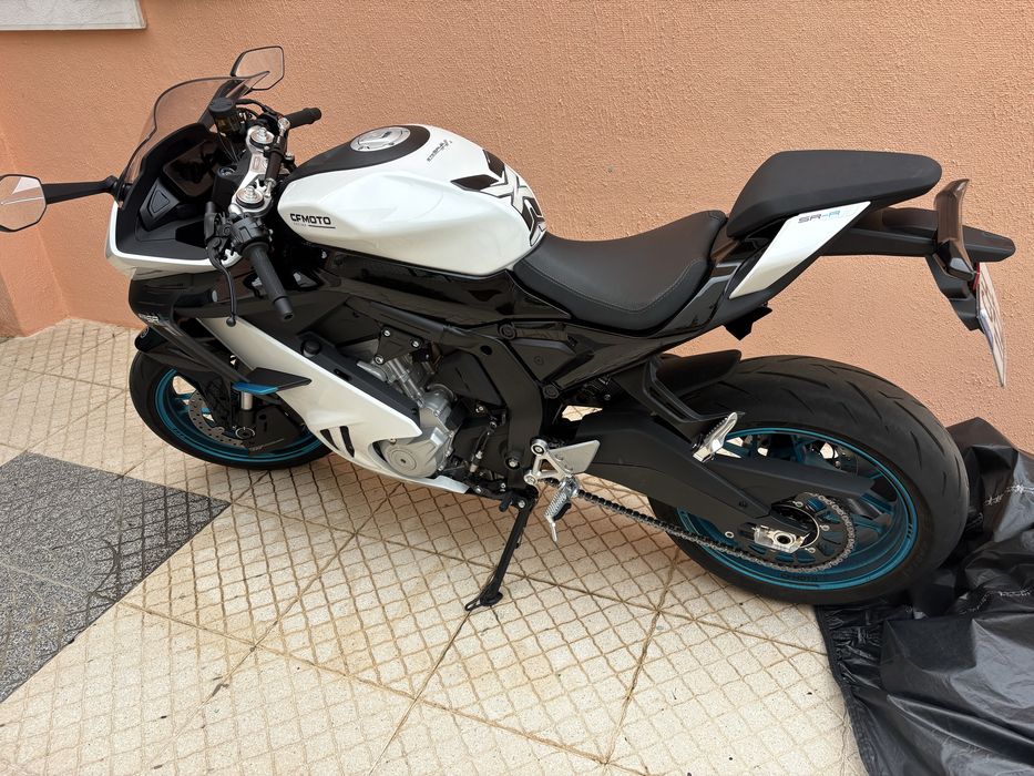 Cf moto- 675 Sr-r