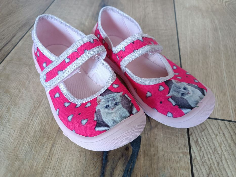 Kapcie buty dziewczęce Viggami 28