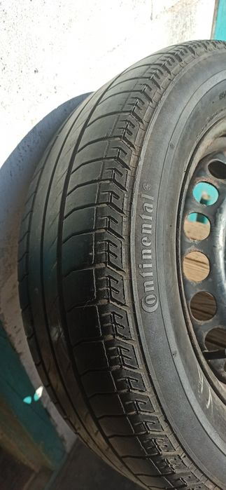 Продам запаску 195/65/15  5*112