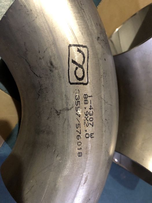 Отвод стальной 33 мм .вентель муфтовый  ду 40