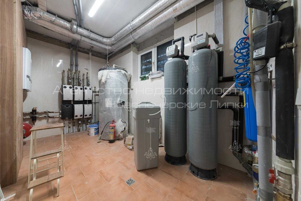 Продаж нового будинку 570 кв м вул Товарна Печерськ Генератор