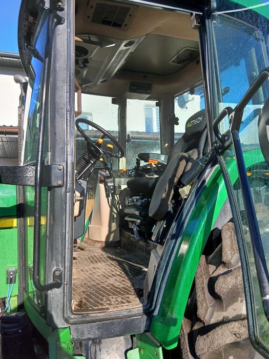 John Deere 6610SE