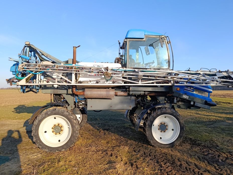 Opryskiwacz samojezdny Hardi Ervard Alpha 2500 jaskółka