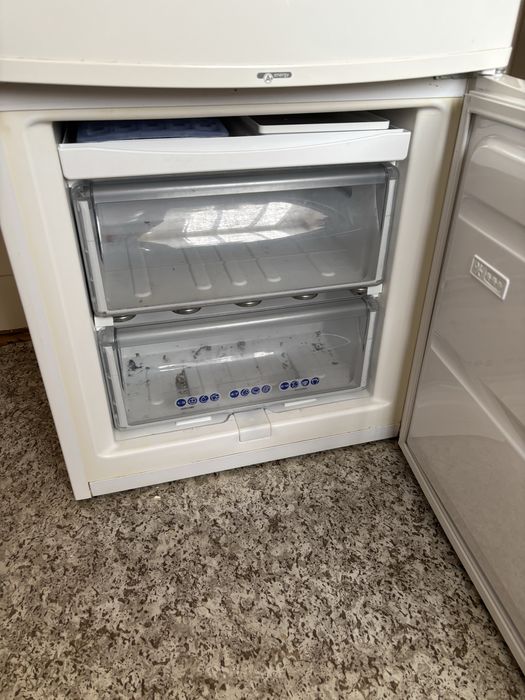 Lodówka w pełni działająca