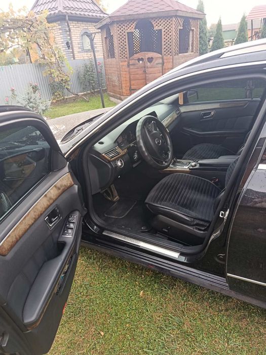 Продаю Мерседес W 212