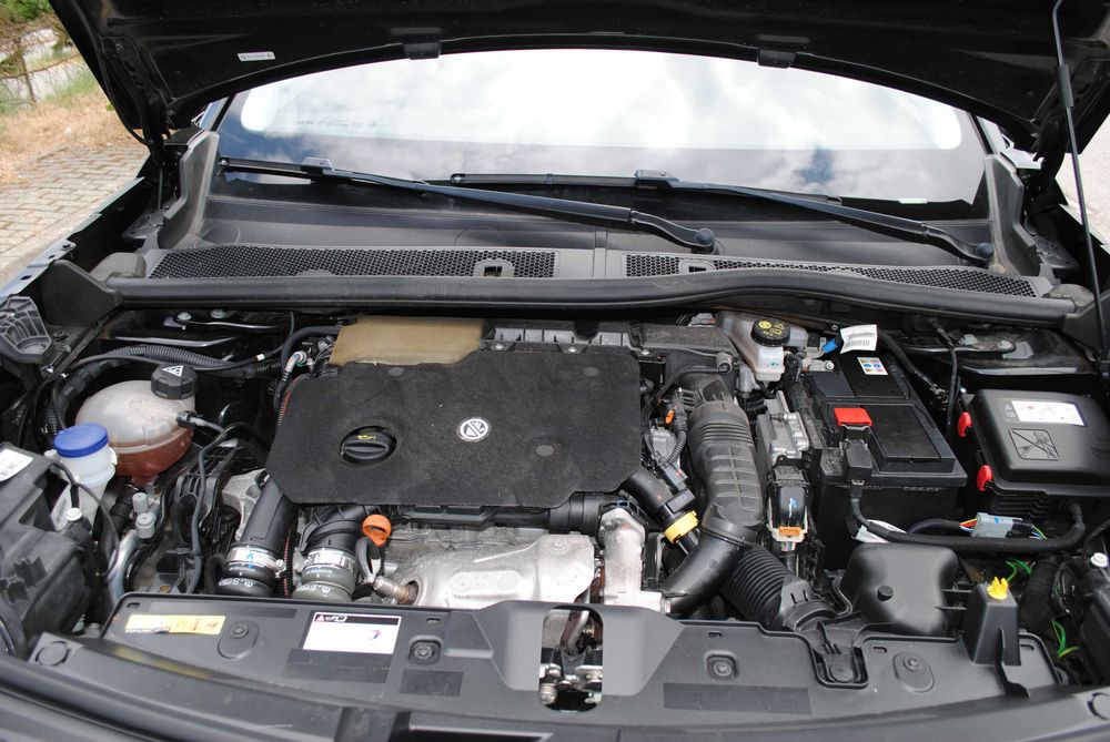 Peugeot 2008 1.5 Hdi Allure
