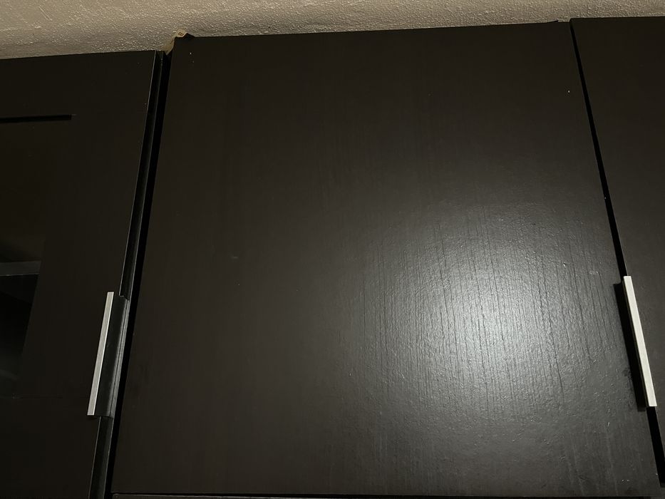 5 portas e 14 prateleiras Besta do IKEA